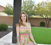 Annie - Flirty Outdoors - FTV Milfs