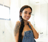 Dulce: Sexy Artist - Watch4Beauty 4