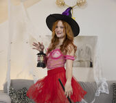 Ginger Emma - Sweet Witch - Stunning 18 5