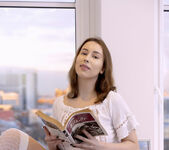 Presenitng Leesia - Erotic Beauty