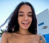 Dulce: Selfie Portraits - Watch4Beauty 6