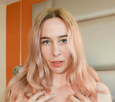 Marry Richi - Facialcasting 4