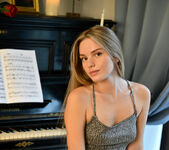 Shany - Errotica Archives