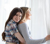 Merida Sat, Pearl - Summer Fling - Viv Thomas