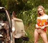 Fiona - Dole Plantation - FTV Girls 5