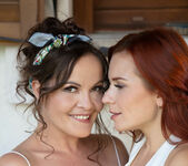 Clemence Audiard, Dolly Diore - Captivated - Viv Thomas