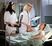 First Aid with Suzan and Nicole - Suzan, Nicole