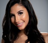 Gianna Dior, Rachael Cavalli - Twinposter Syndrome 19