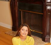 Paola Rey, Chris Streams - About Face - Scene 6