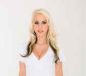 Darcie Belle - Cream Filled Cracks #04 - Adult Time 19