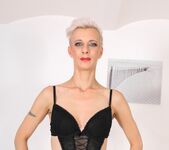 Espere, Max Rajoy - The Cougars #54 - Scene 1 - Espere
