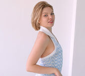 New Talent Ashby Winter - Watch4Beauty 6