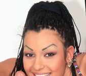 Lola, The Beginner - Private Classics 7