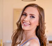 Stacy Cruz Wants a Facial Cumshot - Private