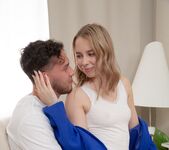 Russian hottie Alice takes a facial after sucking 4