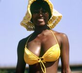 The tempestuous girl from Seychelles - Jackie Black 11