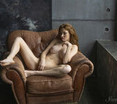 Maggie Z - A Living Sculpture - Stunning 18 17