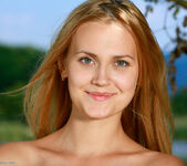 Tais - Errotica Archives 4