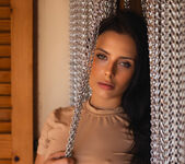 Maria Wars - Radiant Chains 1 - The Life Erotic