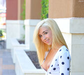 Jayde - Hottie At The Mall - FTV Girls 4