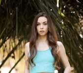 Tali Dova - My Niece Squirts - Scene 1 - Zero tolerance