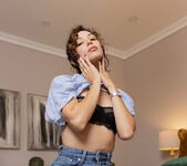 Juliana: A Little Differently - Watch4Beauty
