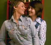 Jenny & Barbro, Charming sales-ladies - Jenny, Barbro 4