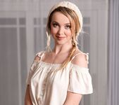 Aften Opal, Nikole Nash - Inquiring Minds - Girlsway 23