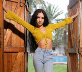 Dulce: Cold Evening - Watch4Beauty 4