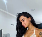Selfie 4U: Angelic Dulce - Watch4Beauty 4