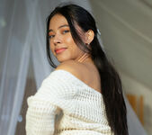 Leyla Grey: It's Like Heaven - Watch4Beauty 6