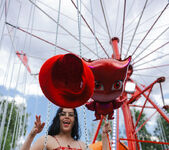 Sally Hunter: My Beloved Carousel - Watch4Beauty 4