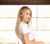 Khloe Kapri - Daddy Issues 9 - Scene 4 - Zero tolerance 5