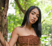 Why Effy: Enchant Me - Watch4Beauty 4