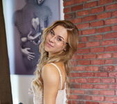 Polet - Frame Game - MetArt 5