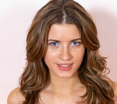 Presenting Amanda C - Erotic Beauty 18