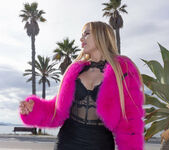 Erika Heiss: I Like To Flirt - Watch4Beauty 7