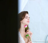 Sirena Milano - Porcelain Glow - MetArt