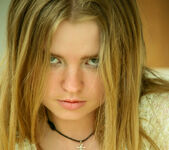 Avril A - Avril - She's an Angel - Stunning 18 18