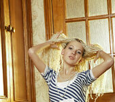 Nadin - Knotless Braids - Stunning 18 12