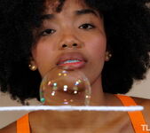 Keysi - Bubbles 1 - The Life Erotic 6