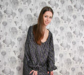 Nelly J - Nelly - Camming - Stunning 18