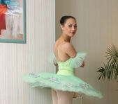 Ianthe O - Ianthe - Start - Stunning 18 4