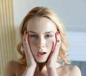 Arya - Glitter and Gold - MetArt 5