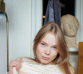 Presenting Luise - Erotic Beauty 12
