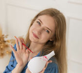 Eve Lunny - Flirty Tease - MetArt