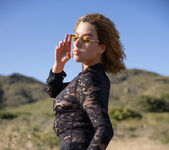 Sally Hunter: Sex Behind A Bush - Watch4Beauty 5