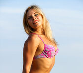 Cali Z - Cali - The Restless Sea - Stunning 18 6