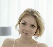 Idylla A - Amber Glow - Stunning 18