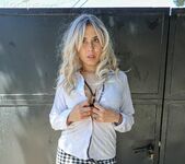 Miriam Lil - Karup's 6